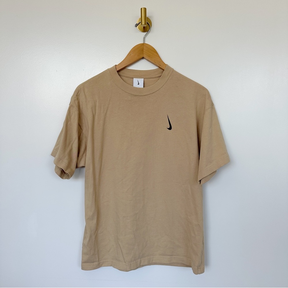 Nike x Billie Eilish • Mushroom Short Sleeve Shirt - Picture 2 of 7